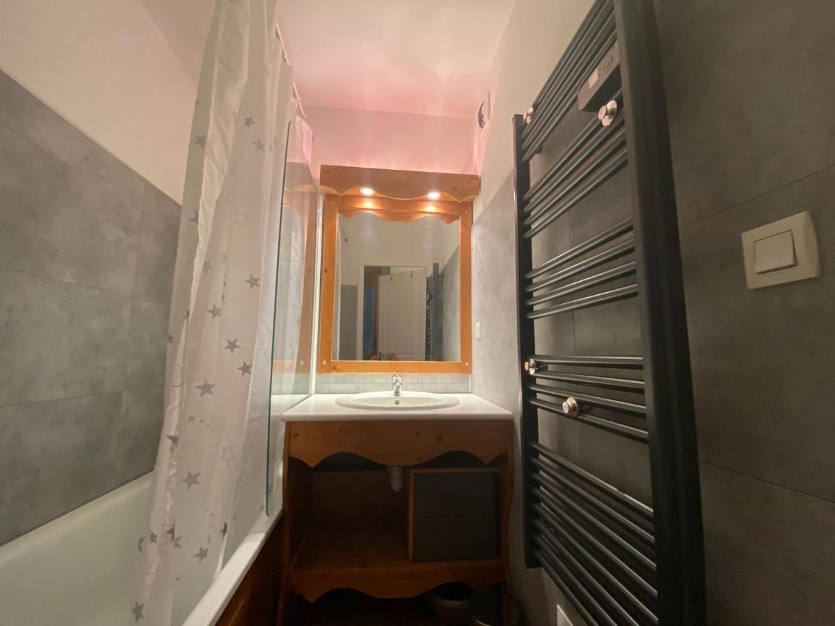 Au Bachat-Bouloud, Appartement 3 Pieces 6 Personnes Avec Balcon Plein Sud شاروس المظهر الخارجي الصورة